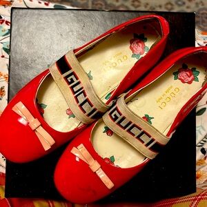 Girls gucci shoes size 1